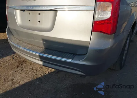 2016 Chrysler Town & Country Touring z USA, uszkodzony, nr VIN 2C4RC1BG4GR101377